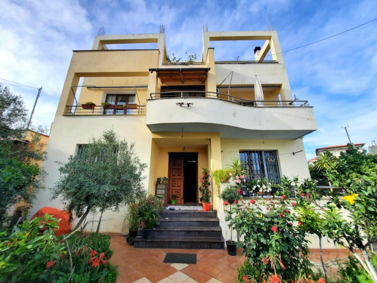 Guest Room Near Historical Center Vlorë Exterior foto